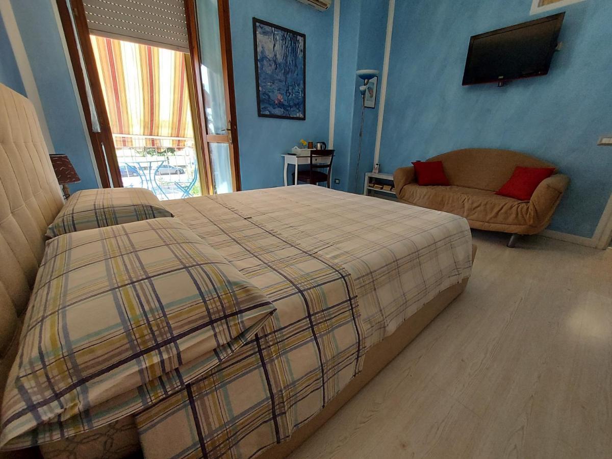 B&B Desenzano Дезенцано-дель-Гарда Екстер'єр фото