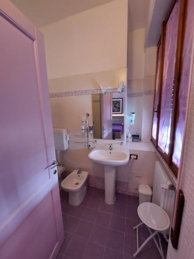 B&B Desenzano Дезенцано-дель-Гарда Екстер'єр фото
